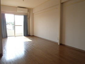 Living and room. Is the studio of 31.41 square meters