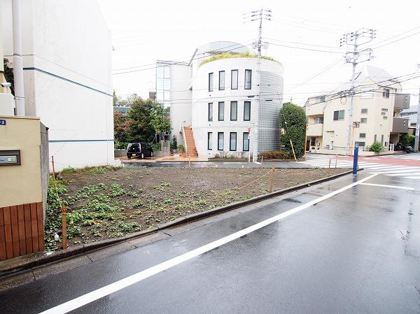 Local appearance photo. Local (11 May 2013) Shooting