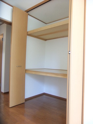 Receipt. Housed in Western-style