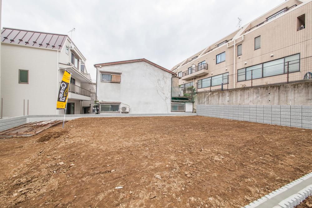 Other local. Local (12 May 2013) Shooting