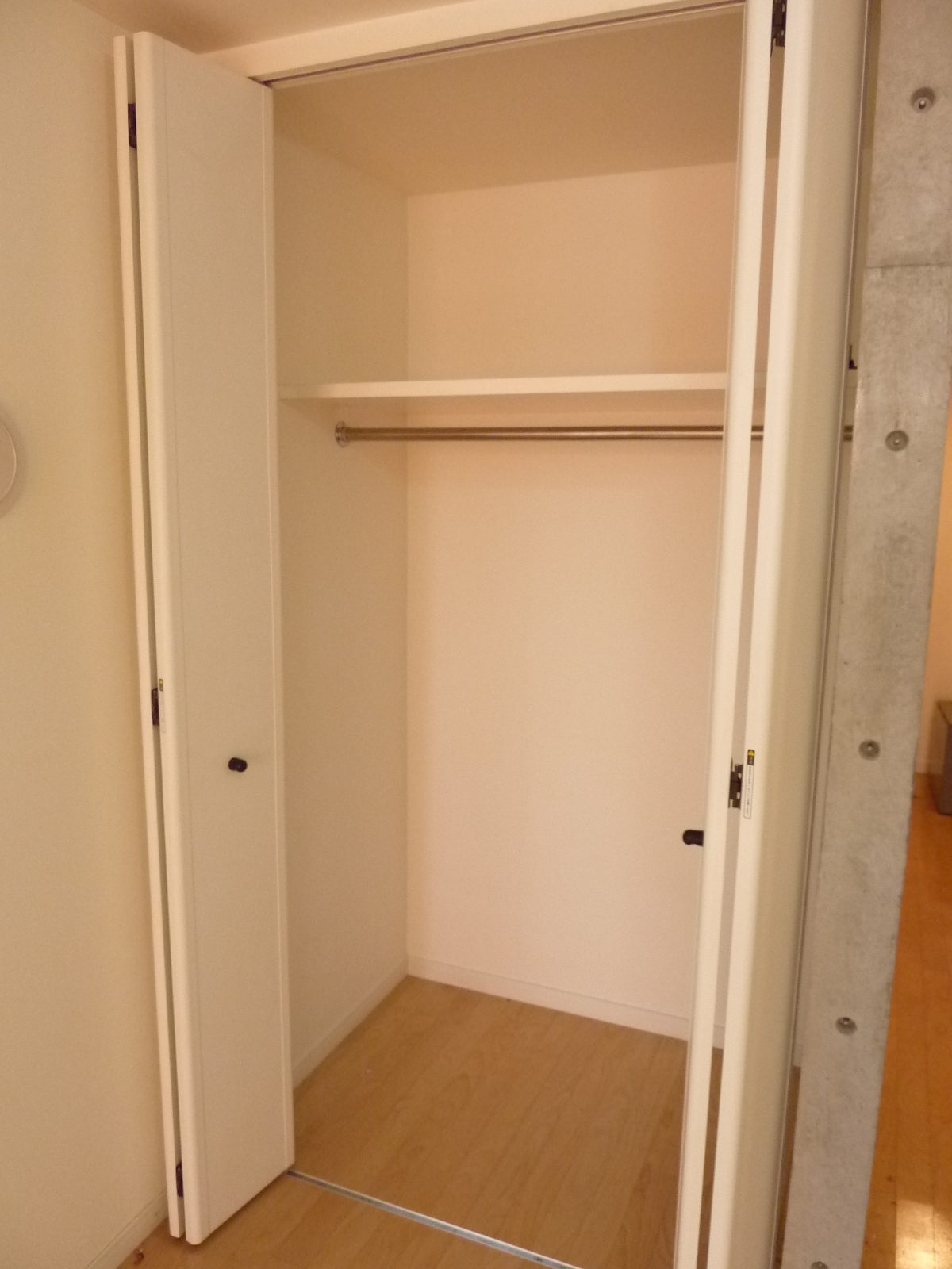 Receipt. . ・ Room closet. ・