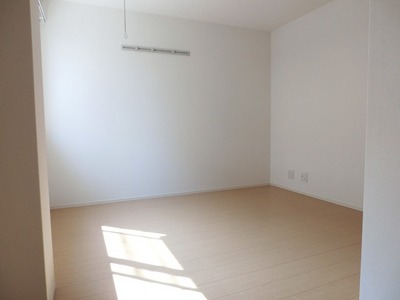 Other room space. Popular flooring of the room