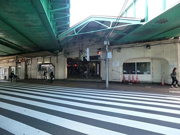 Other. Is an 8-minute walk from JR Okubo Station
