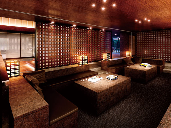 Shared facilities.  [Entertain one person alone who live, Spirit of] Once inside the building, Space and the visibility will spread at once in the hall of the two-layer Fukinuki. Elegant entrance foyer to refrain from in front. If you go up the stairs of the side, Private sense of overflowing Another lounge. Green courtyard with zest in large windows over. Each time you go through the space, Gradually becomes dense repose of atmosphere. (Entrance Foyer Rendering)