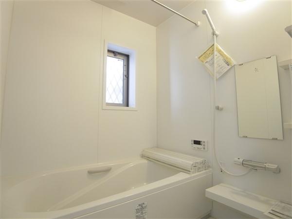 Bathroom. Bathroom 2013 / 08 shooting