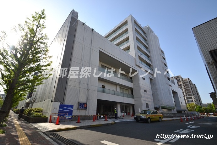 Hospital. 1045m until the Social Insurance Central General Hospital (Hospital)