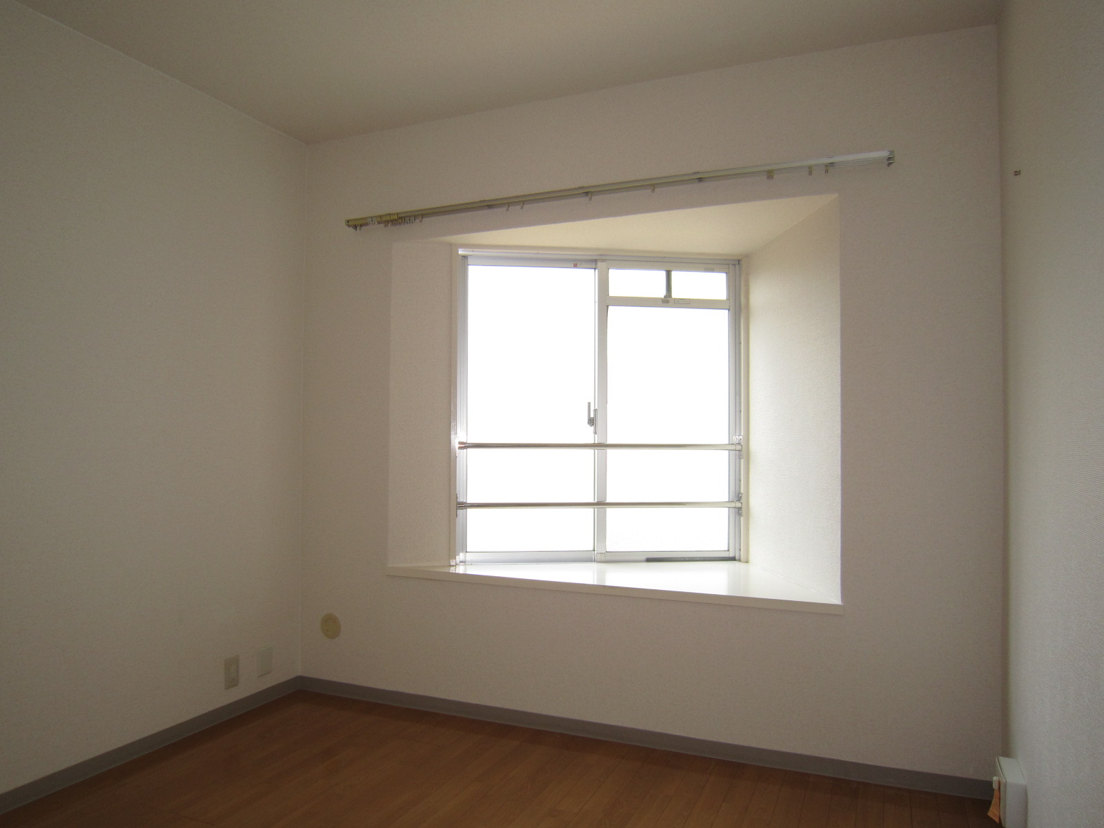 Other room space. Bay window of Western-style triangle