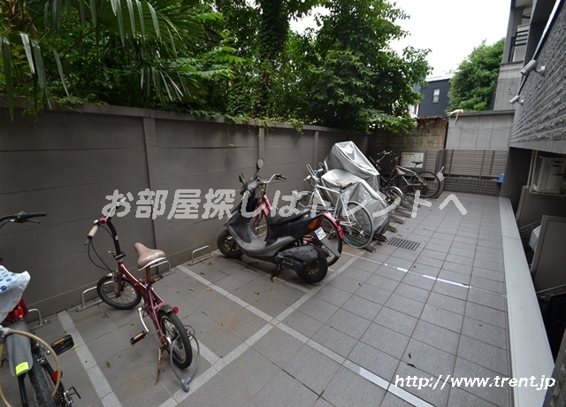 Other common areas. Bicycle-parking space
