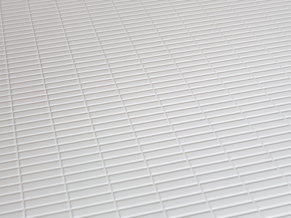 Bathing-wash room.  [Flagstone floor] On the floor of the bathroom has adopted a flag stone floor easy to dry well drained. Cut stone clean and continuously aligned with such surfaces, Also to the ease of cleaning has been consideration.