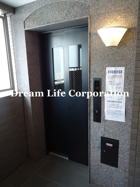 Other common areas. Elevator
