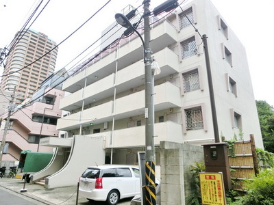 Building appearance. Appearance tiled