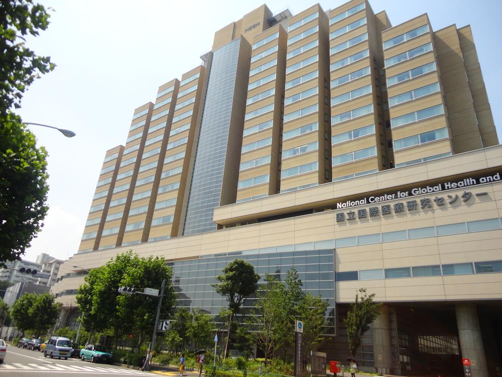 Hospital. Tokyo Women's Medical University 350m to the hospital