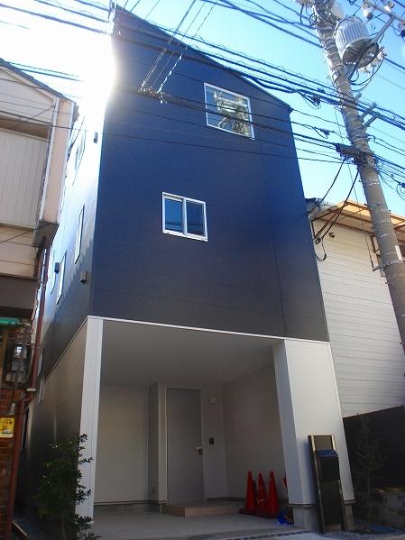 Building plan example (exterior photos). Local (10 May 2013) Shooting