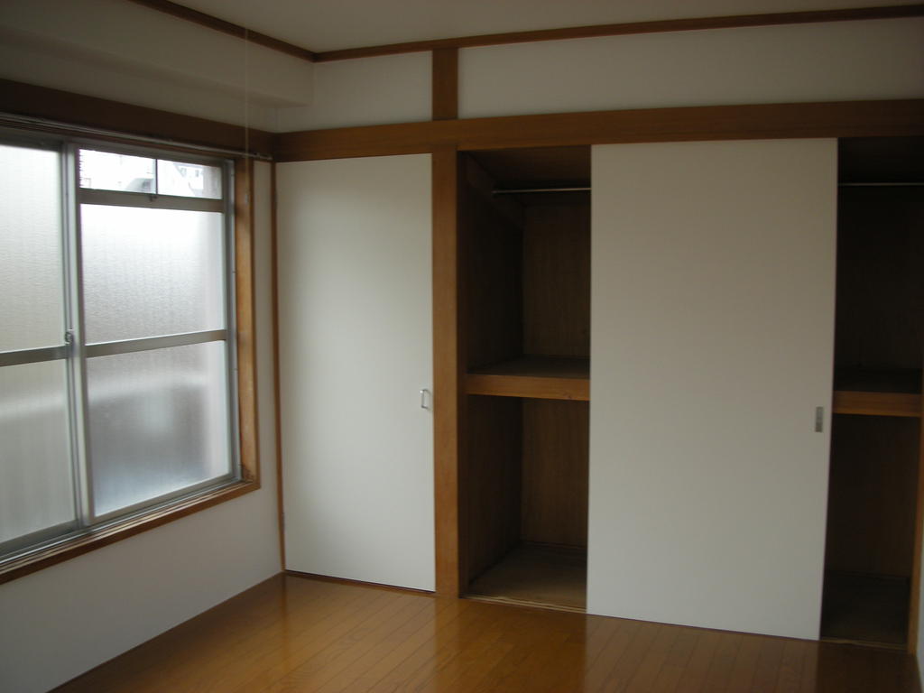 Receipt. Housed plenty of closet two places