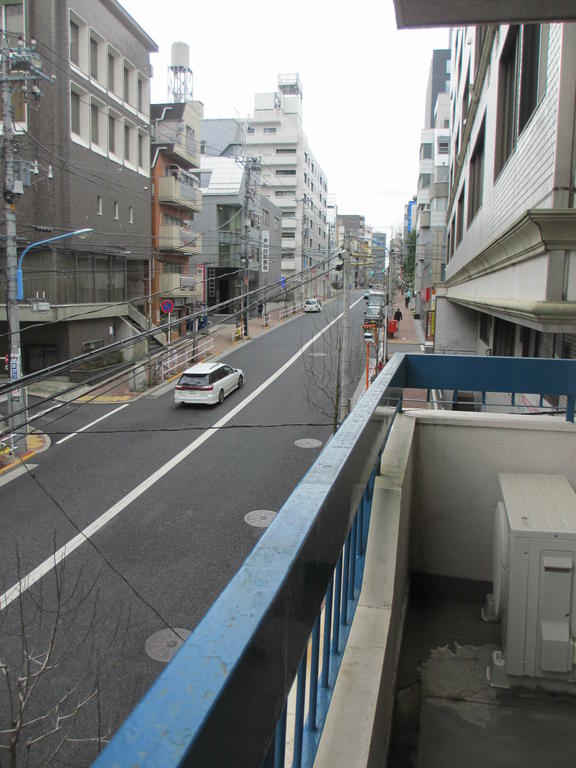 View. Yotsuya-chome situated also along the Tsu protect slope easy to go to either to Akebonobashi