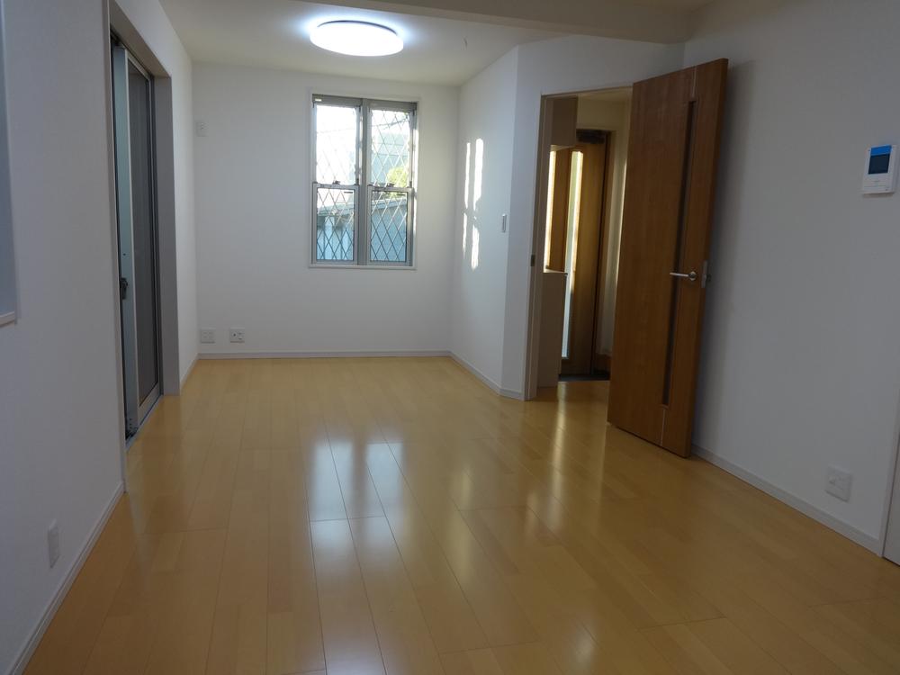 Living. Indoor (12 May 2013) Shooting