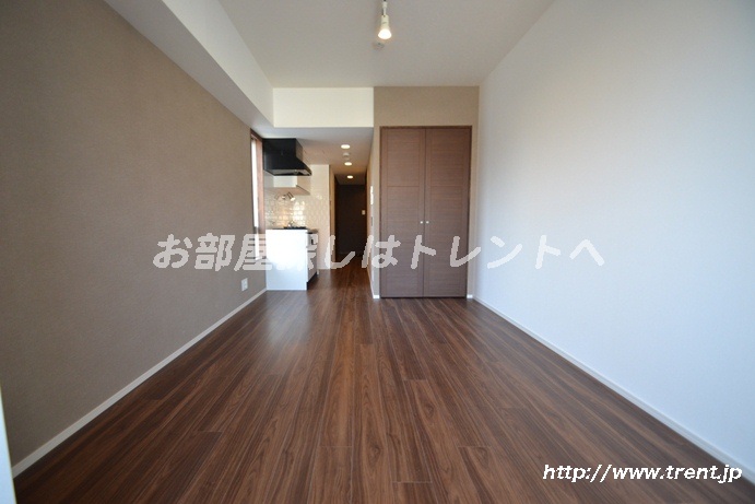 Living and room. It is a reference photo of the sixth floor of a studio in the same building (another type)