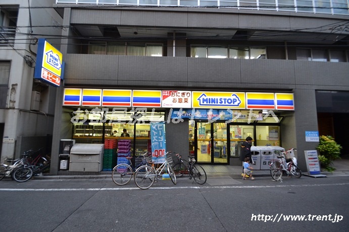 Convenience store. Ministop Co., Ltd. Kitashinjuku 196m up to 4-chome (convenience store)