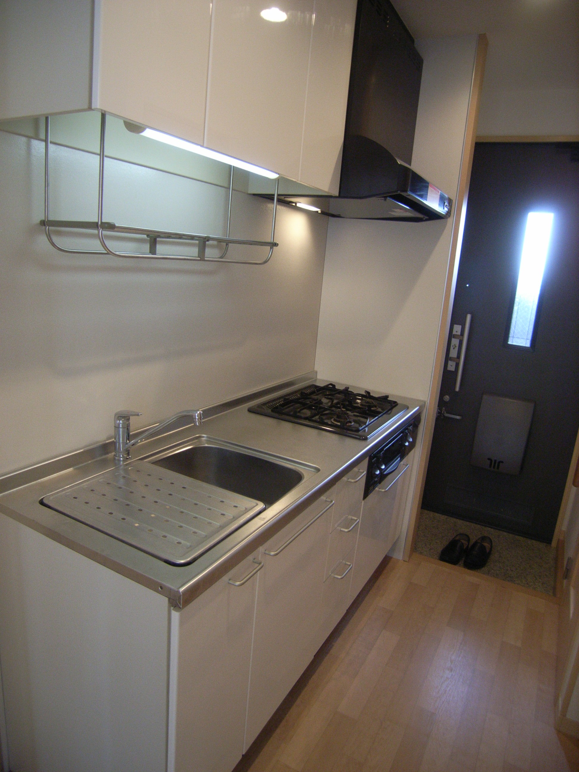 Kitchen. 3 with neck grill system Kitchen