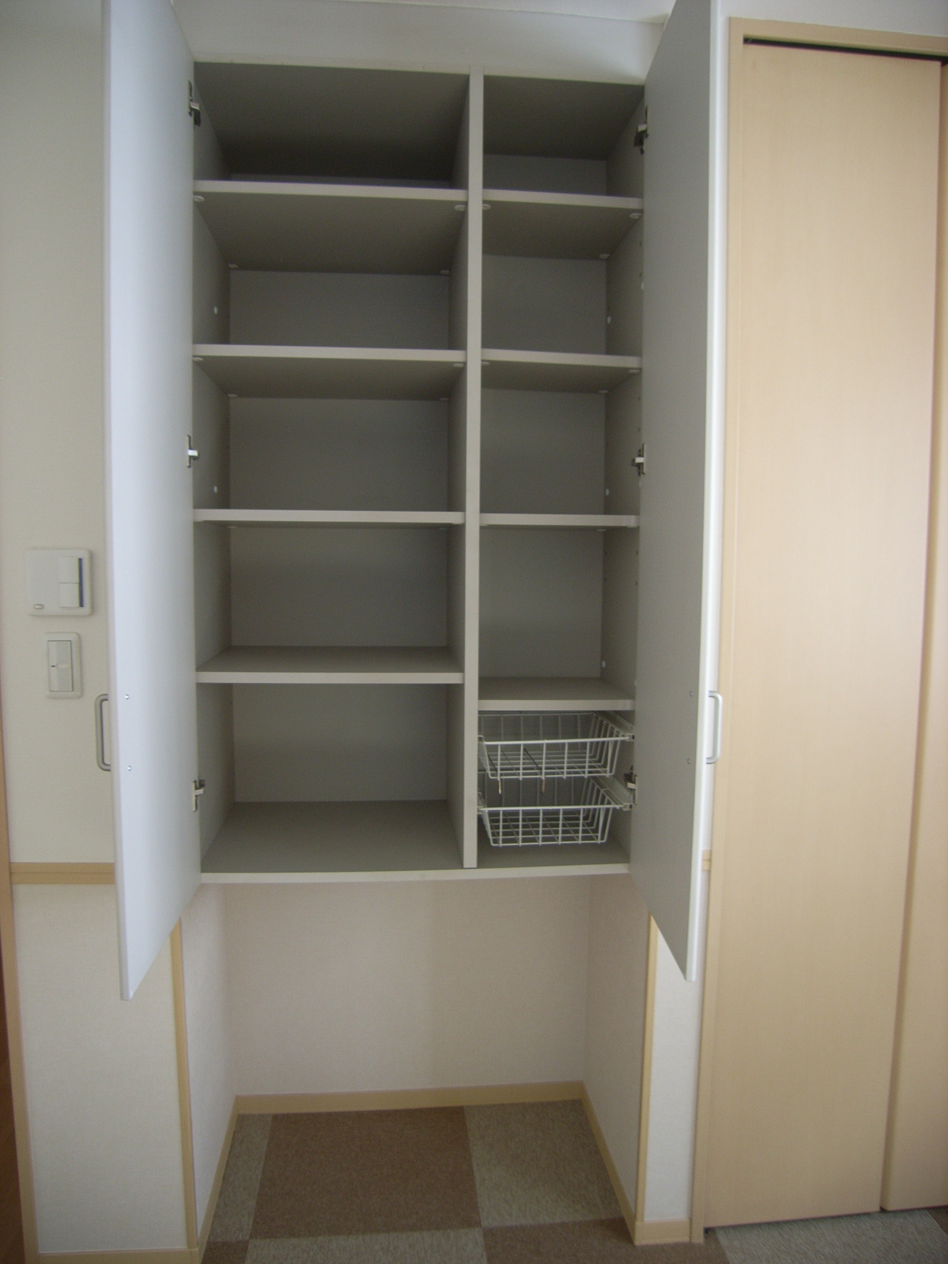 Receipt. Below is pet toilet space