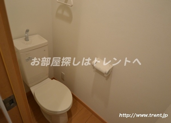 Toilet. It is a reference photo of the third floor of 1K (another type) of the same building
