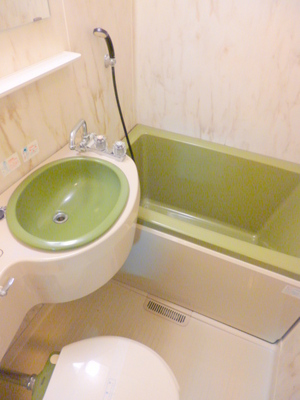 Bath.  ☆ Clean unit bus ☆ 