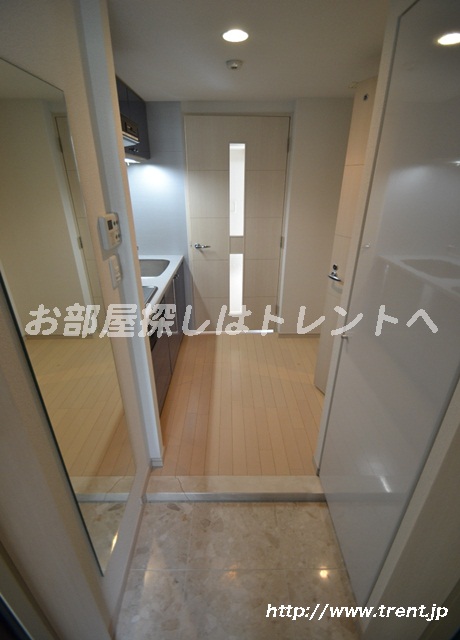 Entrance. Is a reference photograph of the same building 1K type