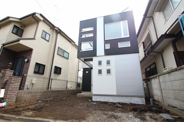 Same specifications photos (appearance). Building construction cases