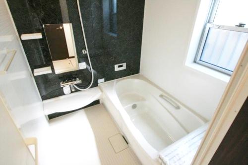 Same specifications photo (bathroom). Bathroom construction cases