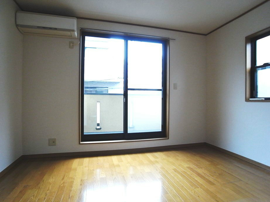Other room space. Western-style (2F)