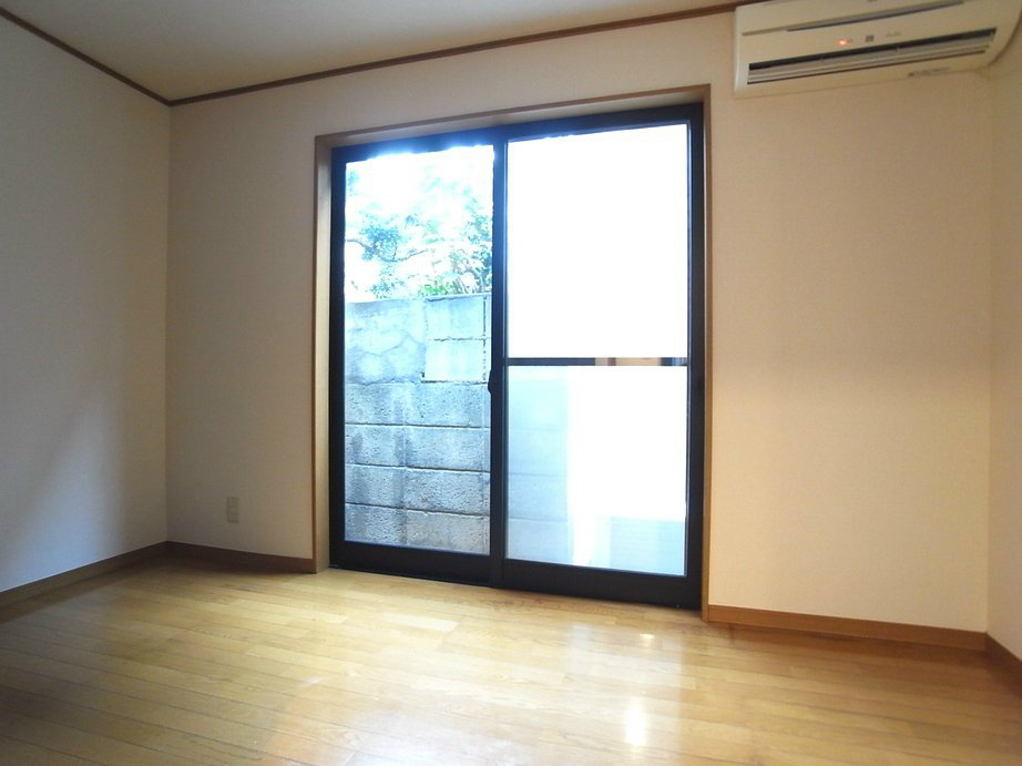 Other room space. Western-style (1F)