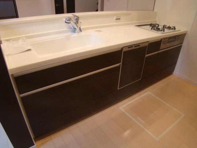 Same specifications photo (kitchen). Same specifications