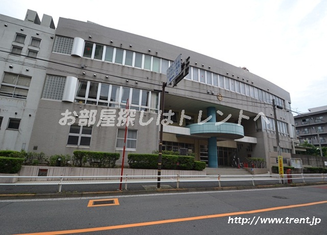 Primary school. 237m to Shinjuku Ward Ushigome Nakano elementary school (elementary school)