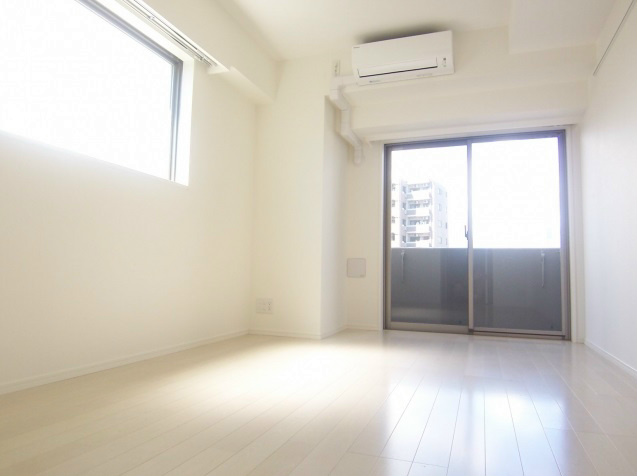 Living and room. Floor of white keynote