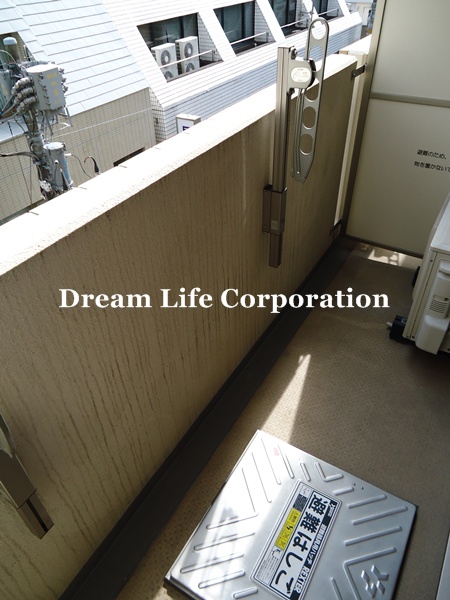 Balcony. ※ In fact the we use the photos in the same building may be different