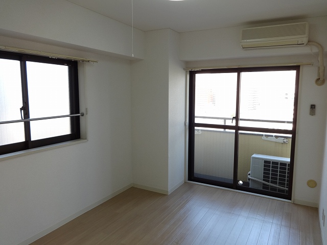 Living and room. Living