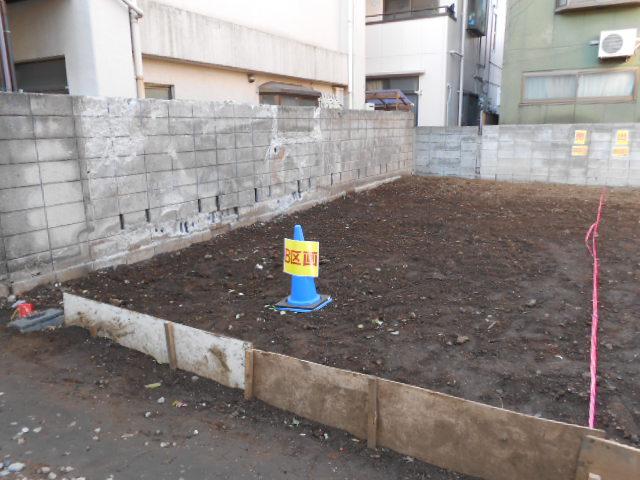 Local land photo. Local B compartment (12 May 2013) Shooting