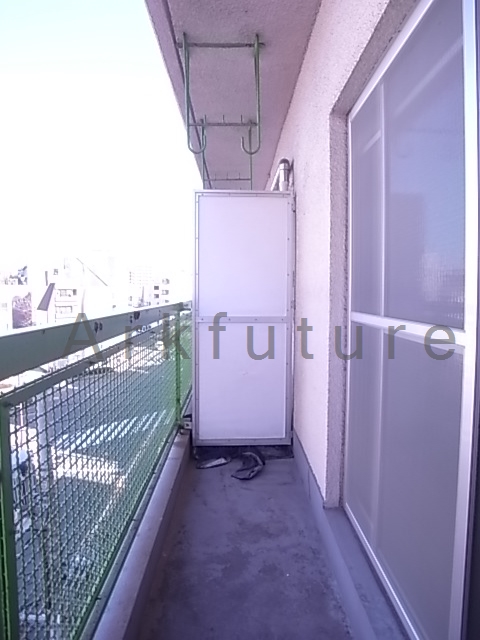 Balcony. Spread of balcony! 