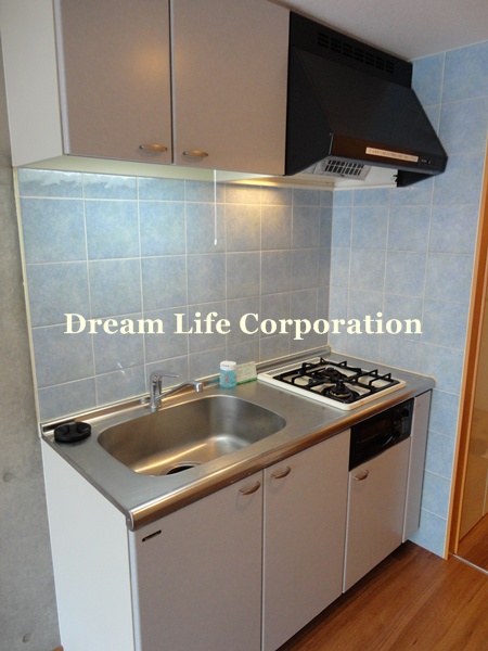 Kitchen. ※ In fact the we use the photos in the same building may be different.