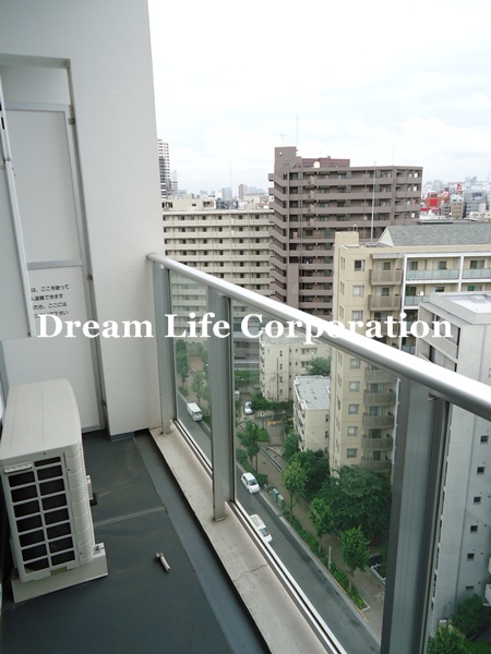 Balcony.  ※ In fact the we use the photos in the same building may be different