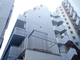 Building appearance. Appearance is tiled SRC structure Mansion