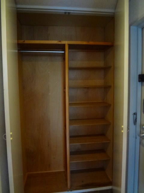 Receipt. Large shoe box