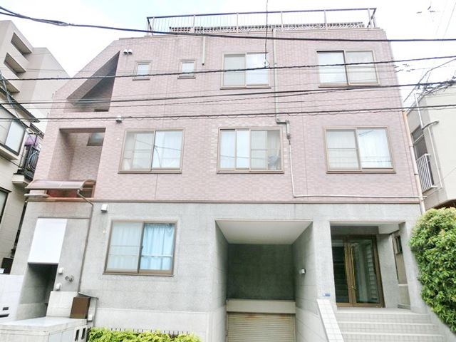 Building appearance. Appearance tiled apartment