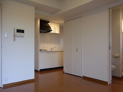 Other room space. Intimate rooms