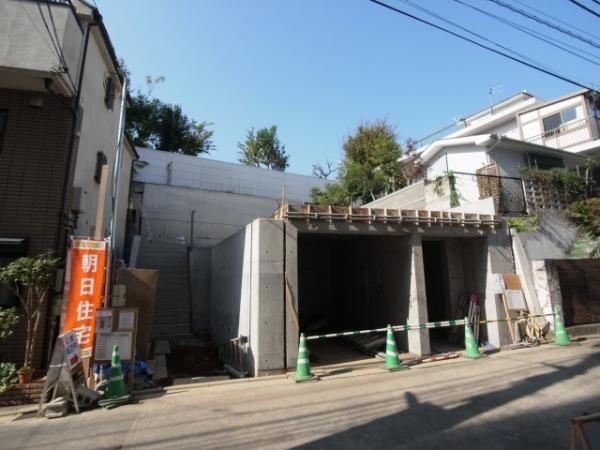 Local appearance photo. Under construction