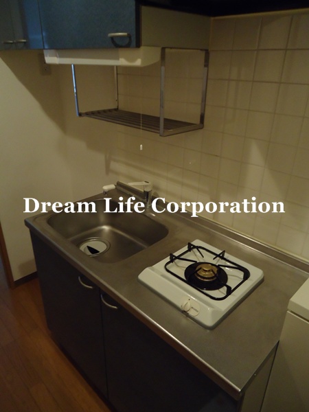 Kitchen. ※ In fact the we use the photos in the same building may be different.