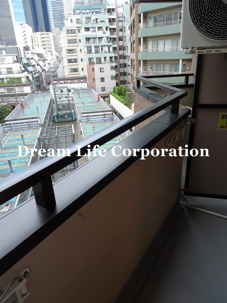 Balcony. ※ In fact the we use the photos in the same building may be different.