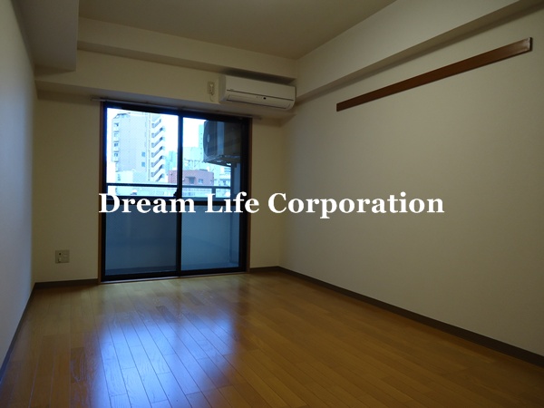 Other room space. ※ In fact the we use the photos in the same building may be different.