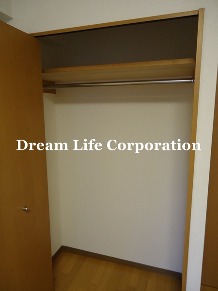 Receipt. ※ In fact the we use the photos in the same building may be different.