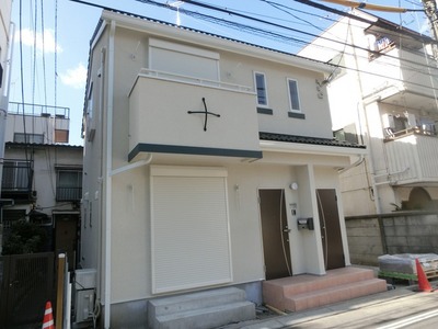 Building appearance. Located in a quiet residential area